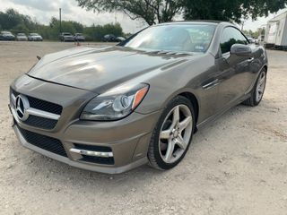 2014 Mercedes-Benz SLK 250 - Exterior Front Left Corner Image